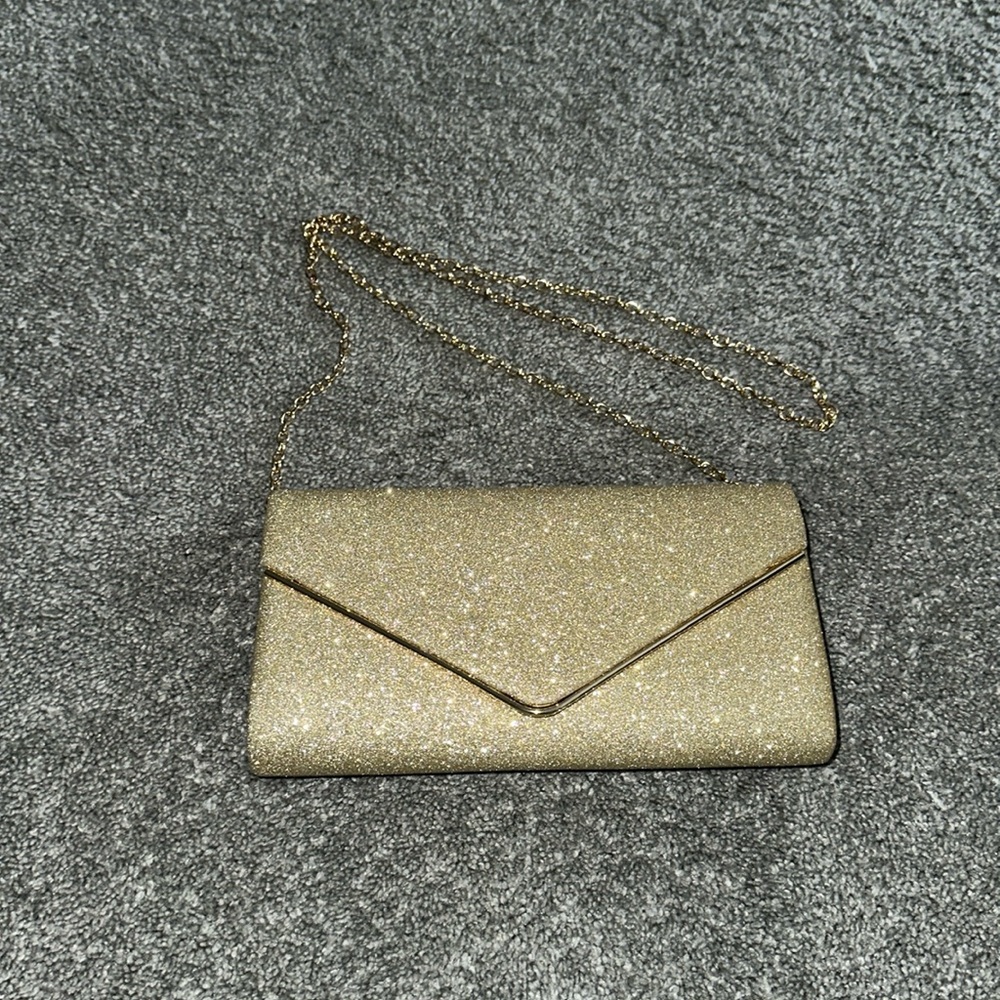 Gold clutch with chain